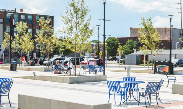 Keystone Ridge Designs: Courtyard Tables